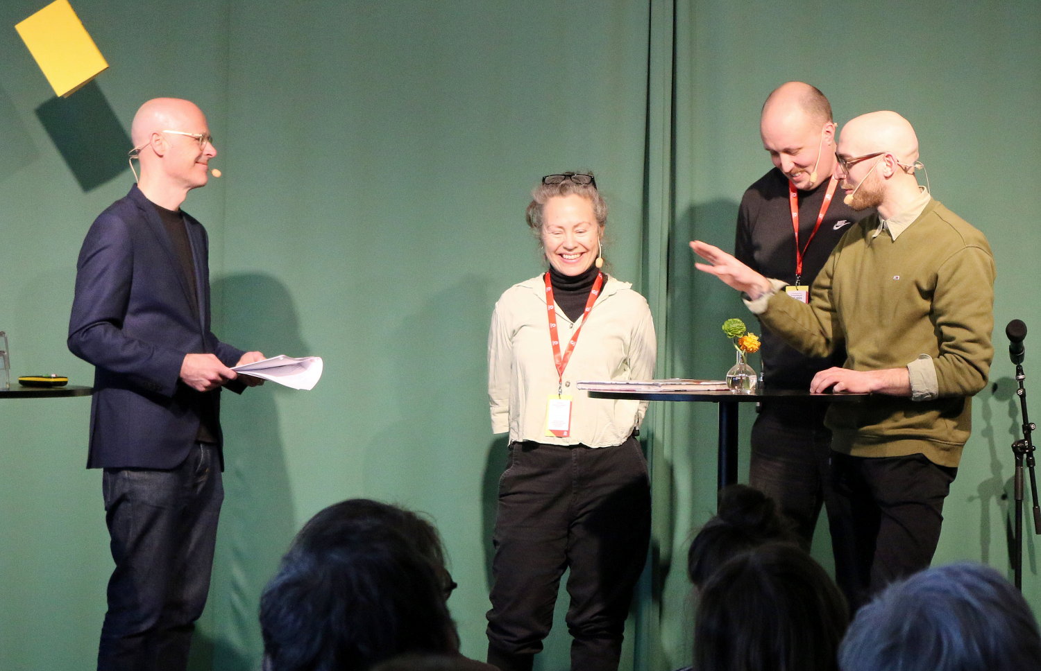 Anders Mildner, Ulrika Ahlberg, Jens Zingmark och Ivar Fersters på en scen.