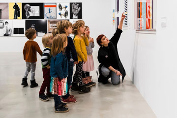 Barn på Moderna Museet