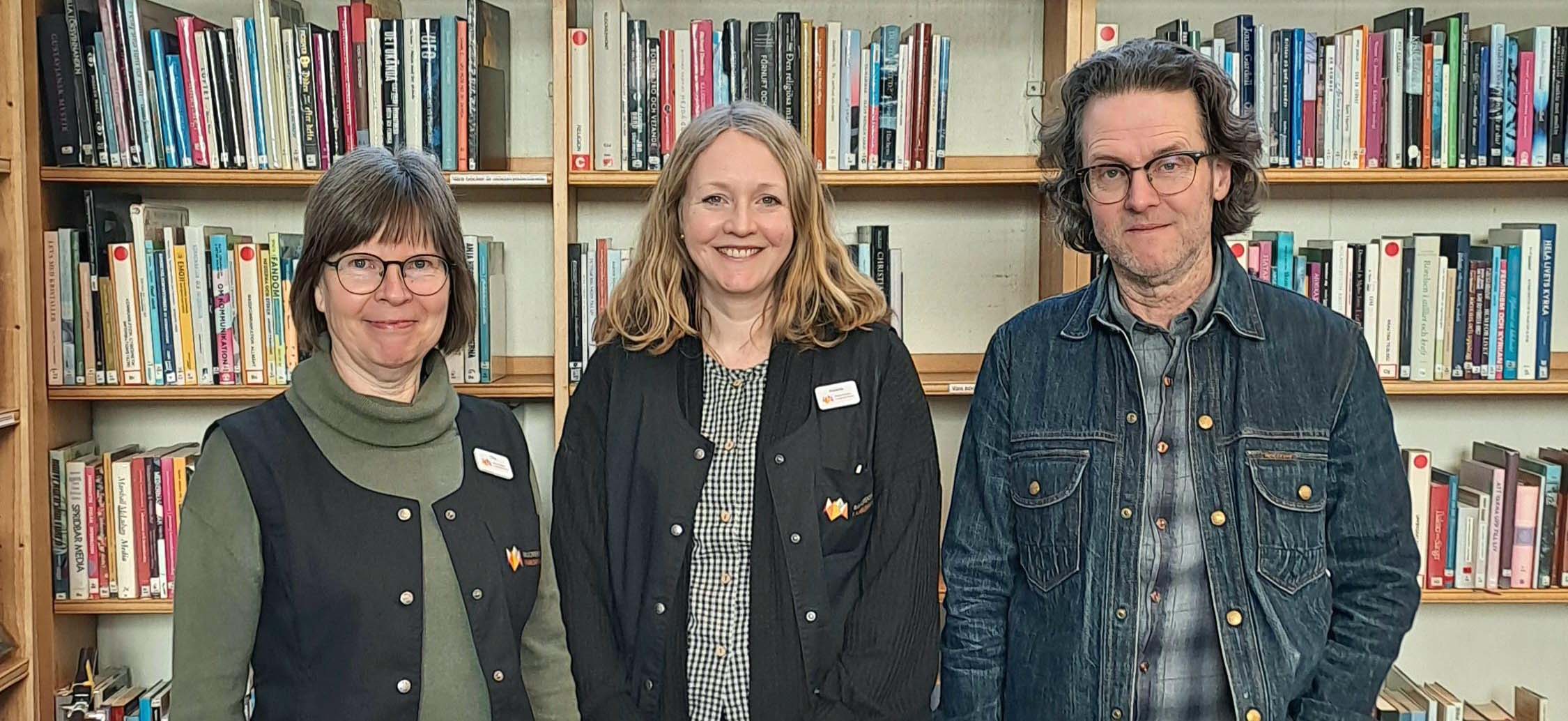 Christina Westermark, Helena Holmberg och Bengt-Gunnar Österberg arbetar tillsammans i projektet Biblioteken som tankesmedjor.