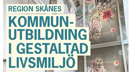 Målning av en kvinna i slöja. Text i bild: Region Skånes kommunutbildning i gestaltad miljö.