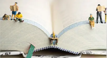 Närbild på boksidor.