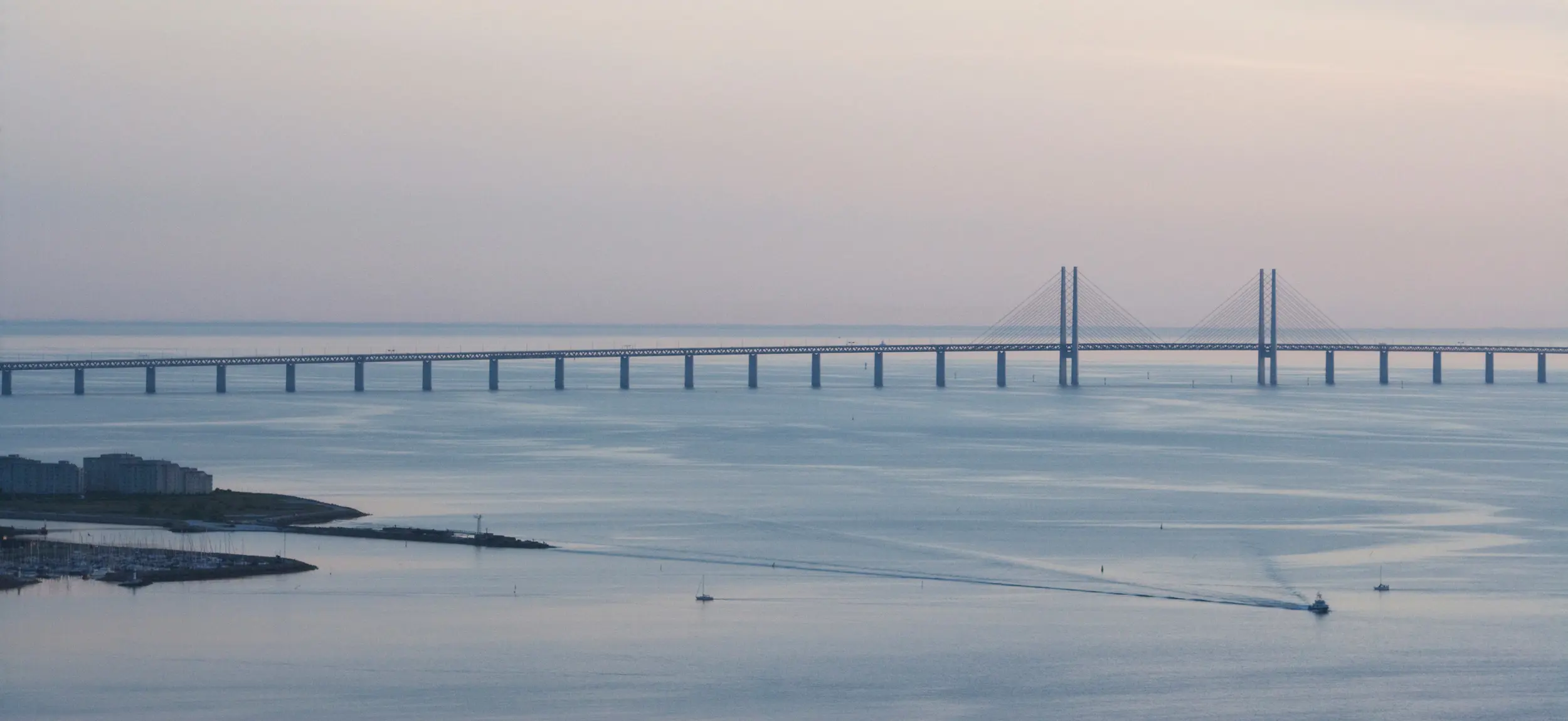 Öresundsbron från fågelperspektiv.